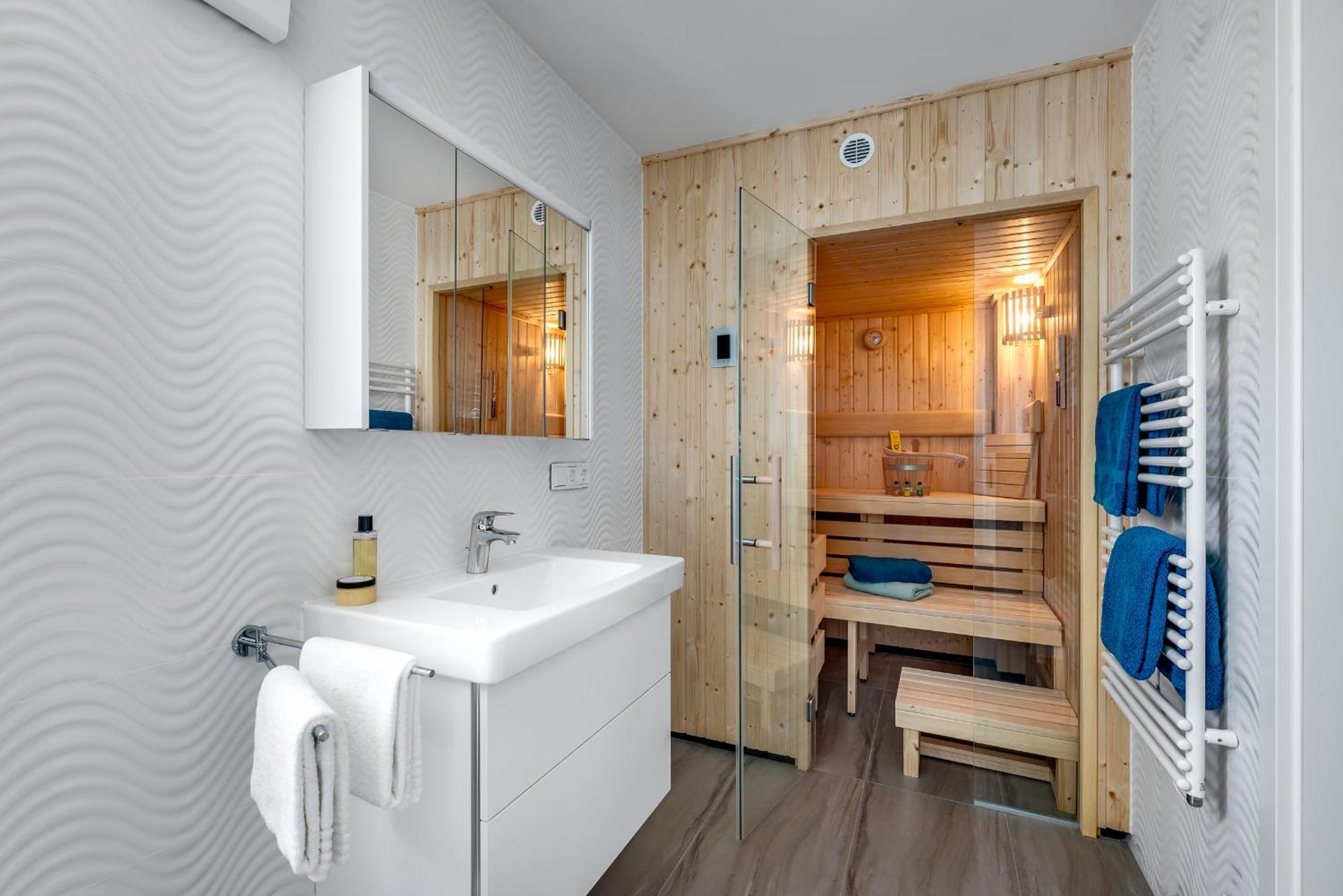 Horizont- Direkt Am Wasser, Hafenblick, Fahrstuhl, Sauna, Ueberdachter Balkon Olpenitz Eksteriør bilde